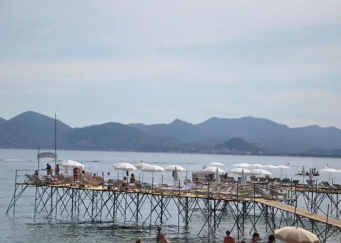 Plage Szálloda